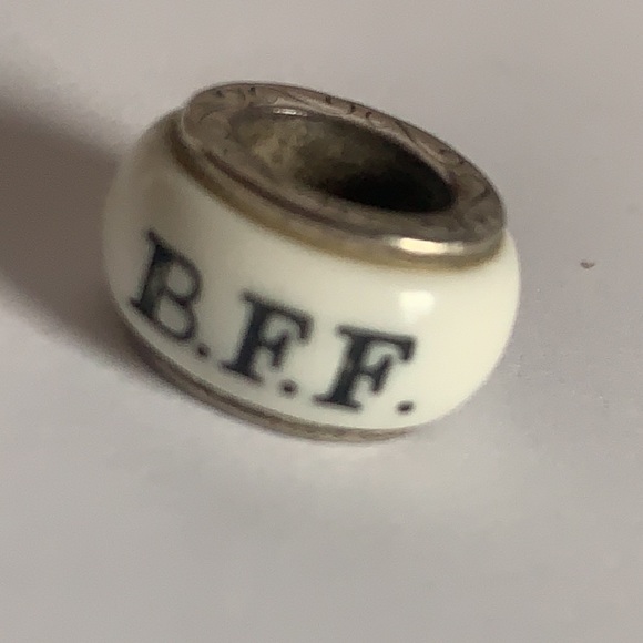 Brighton White Oval BFF Spacer - Picture 2 of 3